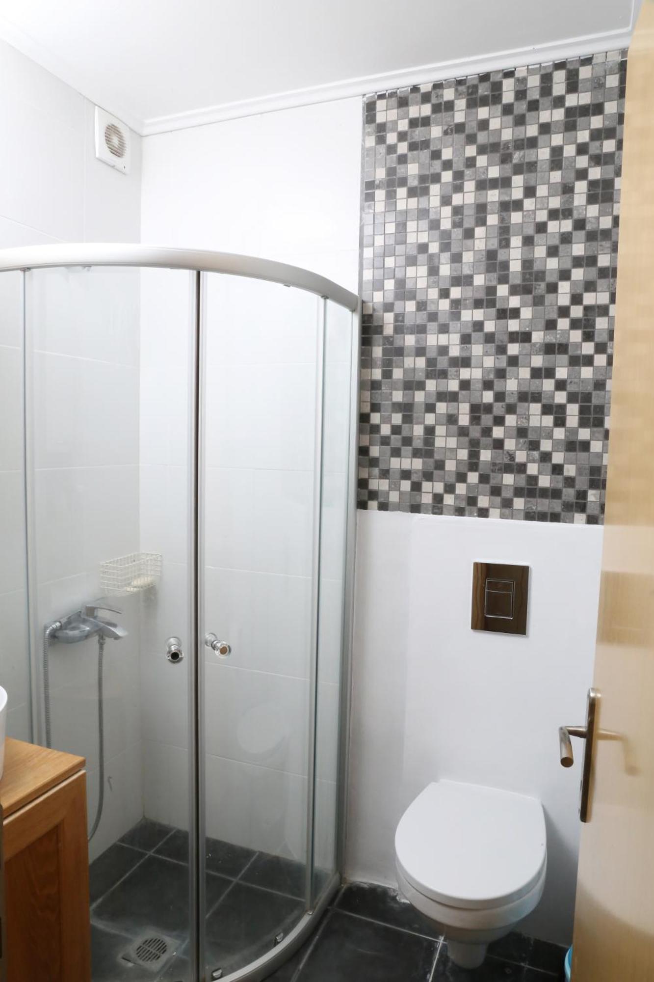George's Luxury Loft קראמוטי