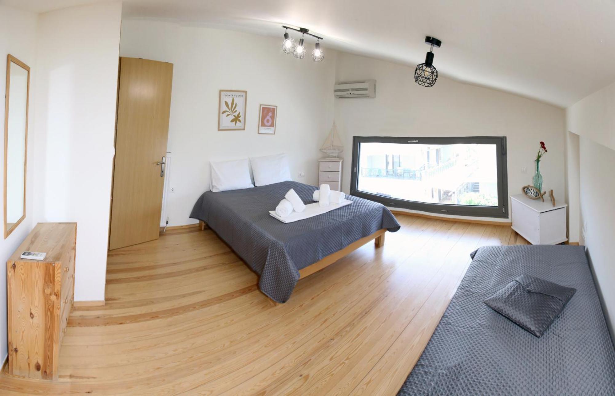 George's Luxury Loft Apartment *